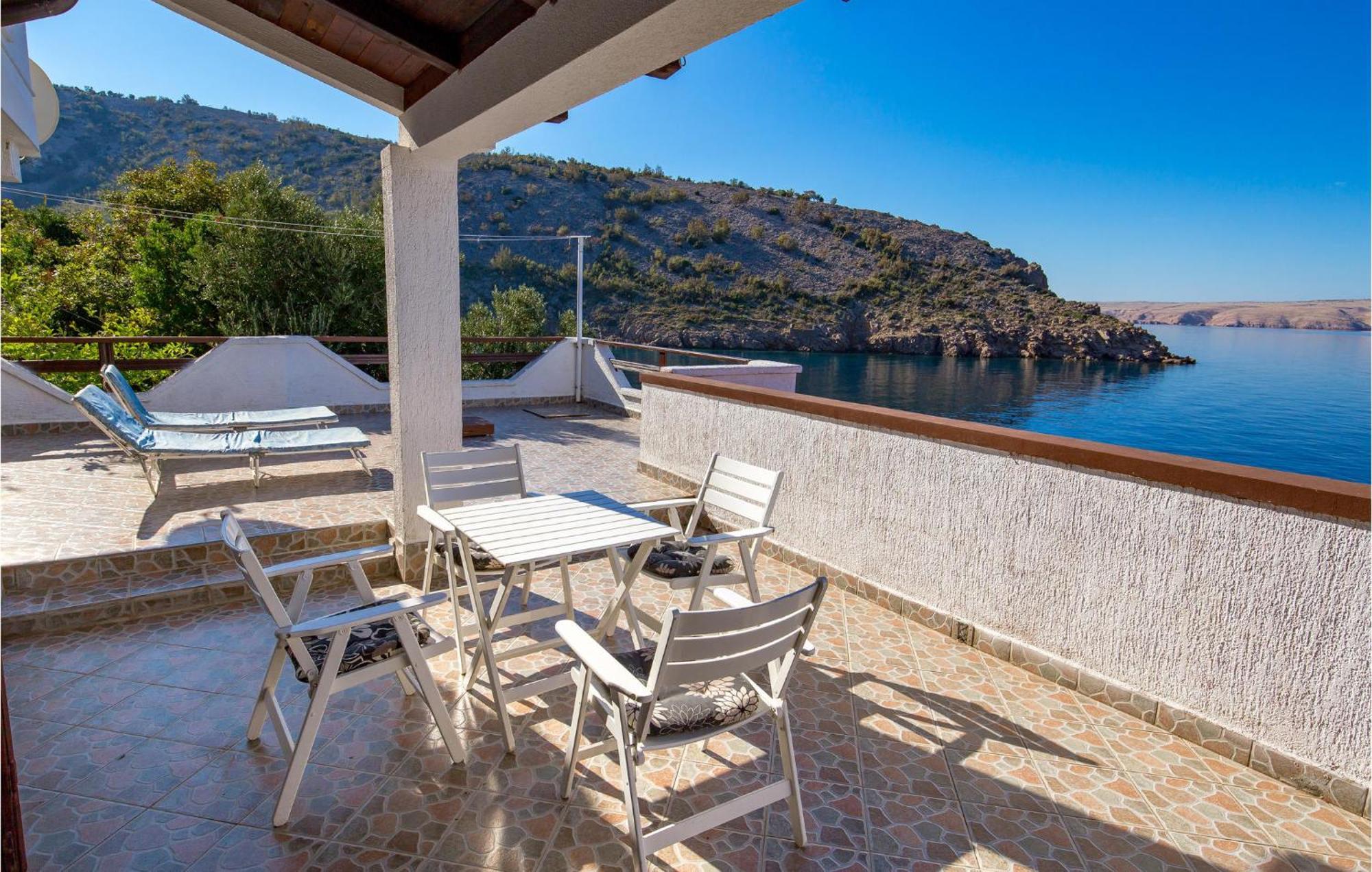 2 Bedroom Nice Apartment In Jablanac Exterior photo