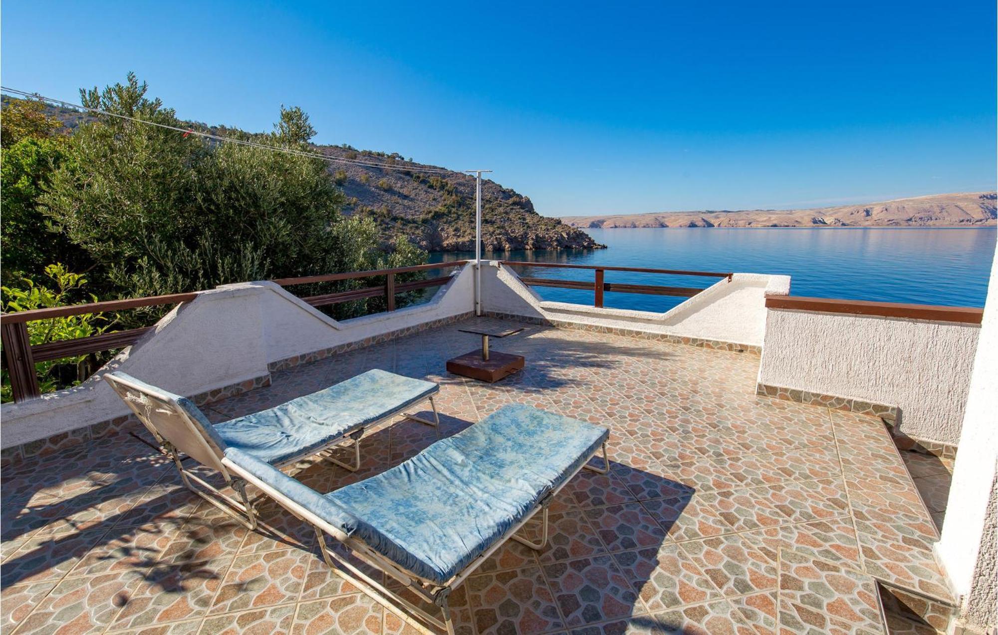2 Bedroom Nice Apartment In Jablanac Exterior photo