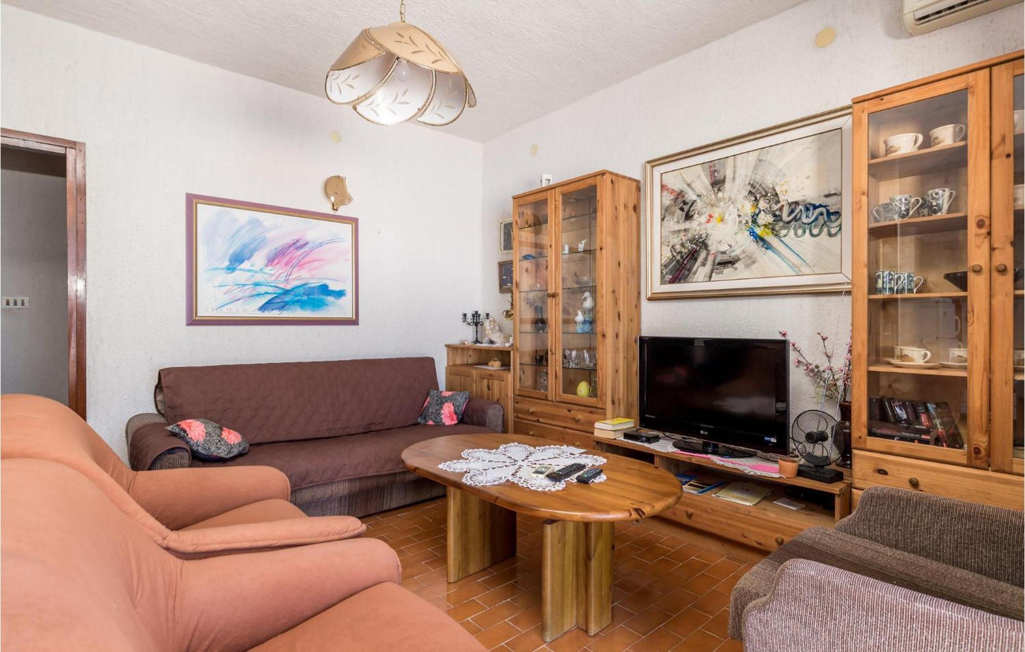 2 Bedroom Nice Apartment In Jablanac Exterior photo